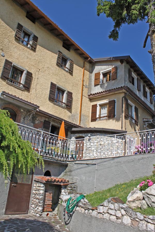 Appartamenti La Tartufaia Country House Pool And Relax By Gardadomusmea Tremosine Esterno foto