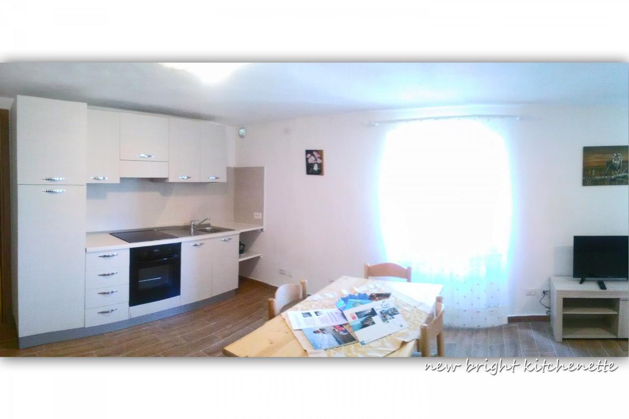 Appartamenti La Tartufaia Country House Pool And Relax By Gardadomusmea Tremosine Esterno foto